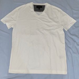 Banana Republic V neck tee